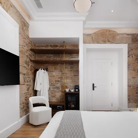 La Divina Aparthotel