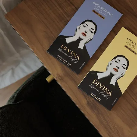 La Divina Aparthotel *