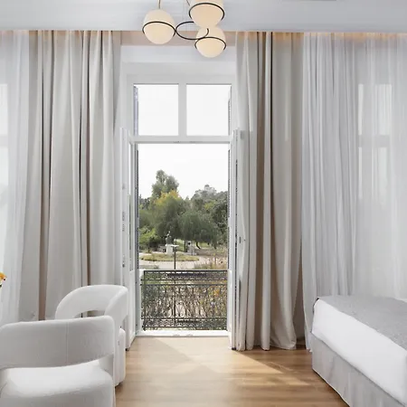Aparthotel La Divina Athens