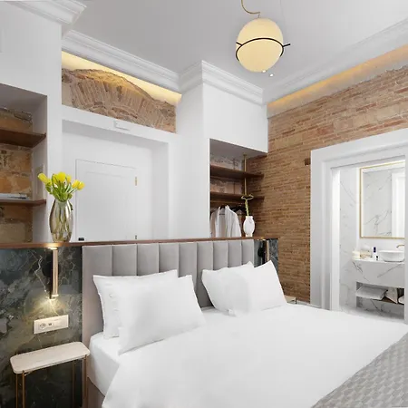 La Divina Aparthotel Athens